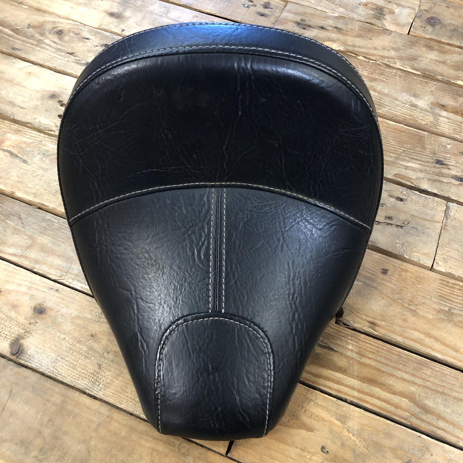 Indian Scout / Scout 60 solo rider's seat - black